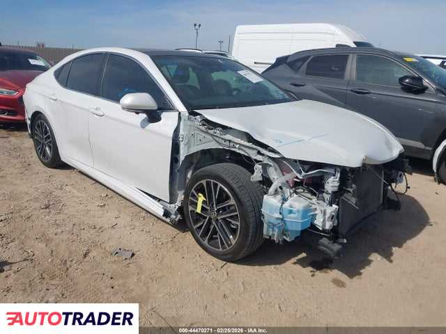 Toyota Camry 2025 2