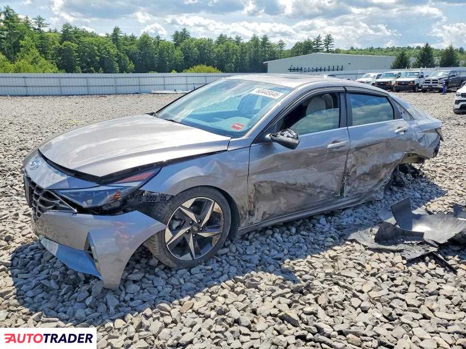 Hyundai Elantra 2022 1