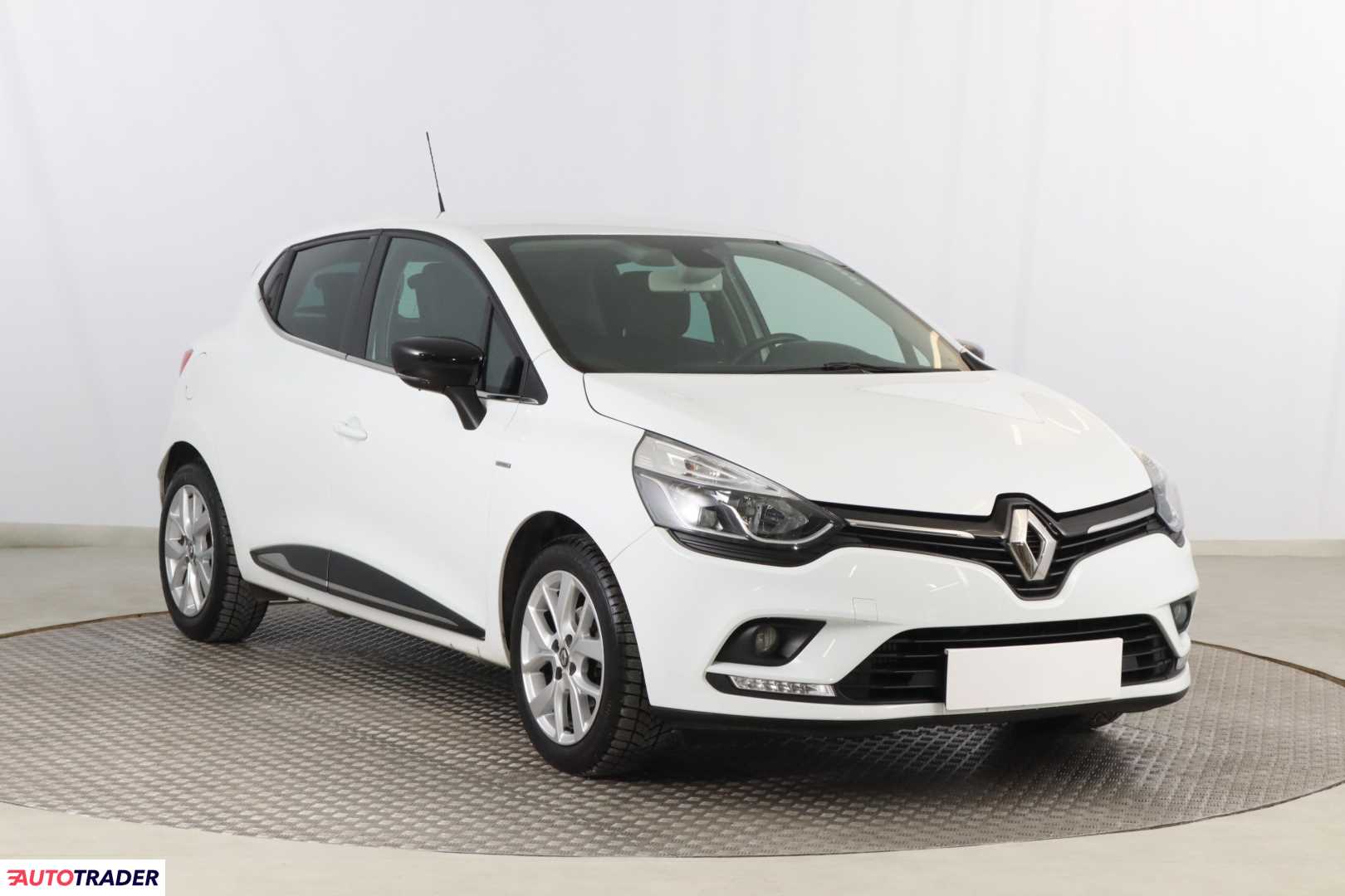 Renault Clio 2019 0.9 88 KM