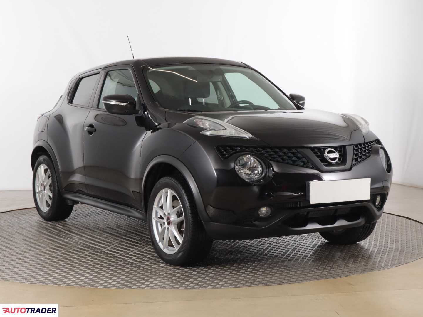 Nissan Juke 2015 1.6 187 KM