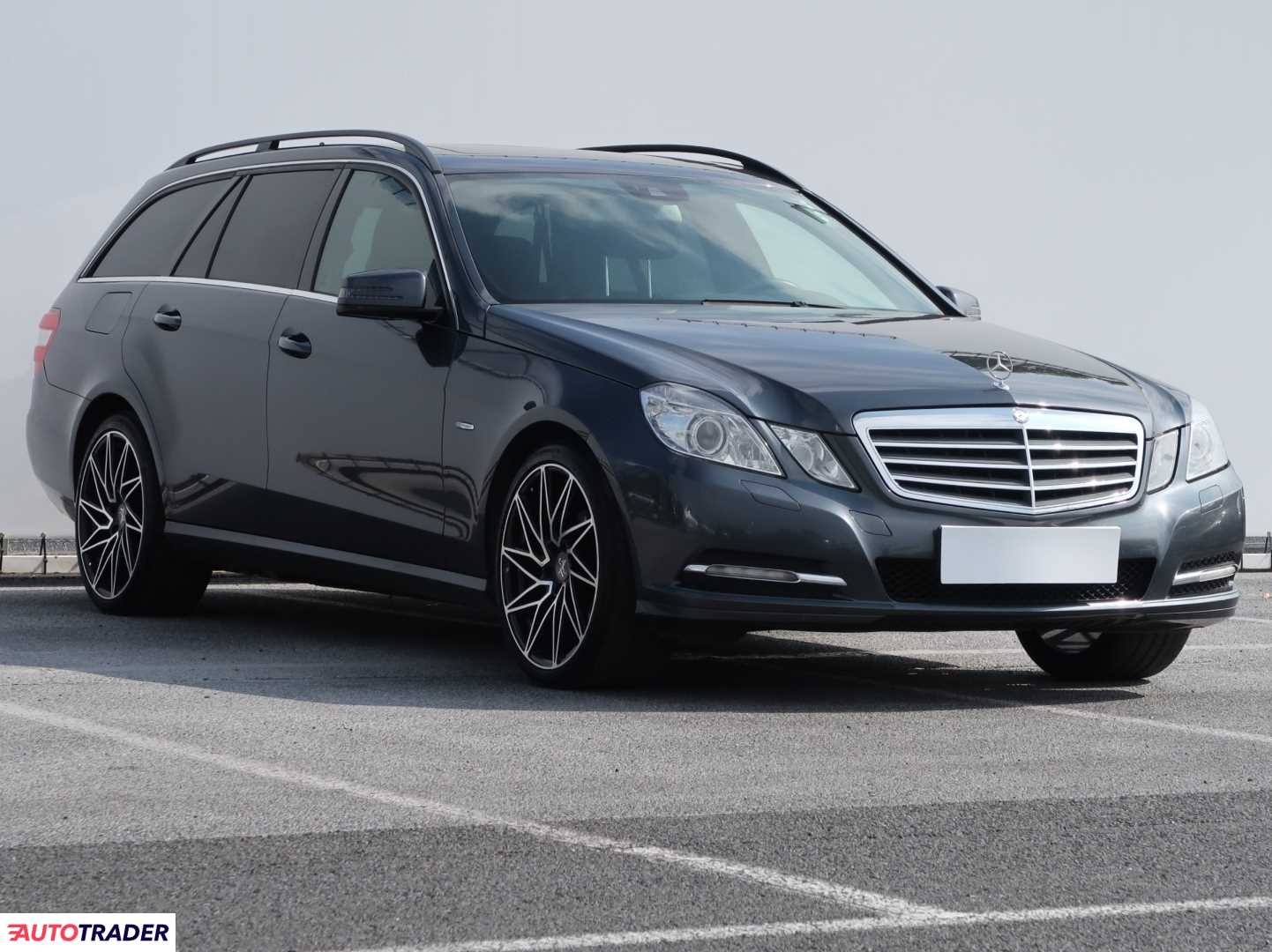 Mercedes E-klasa 2012 1.8 181 KM