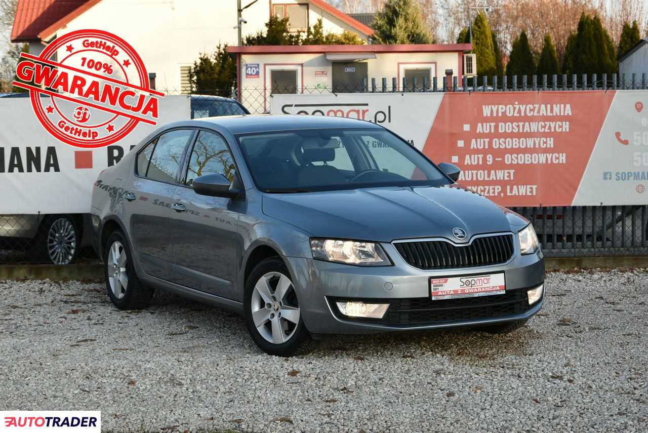 Skoda Octavia 1.2 benzyna 105 KM 2013r. (Kampinos)