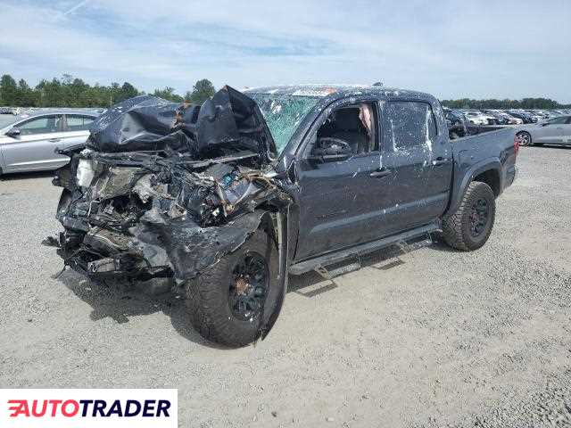 Toyota Tacoma 3.0 benzyna 2021r. (LUMBERTON)