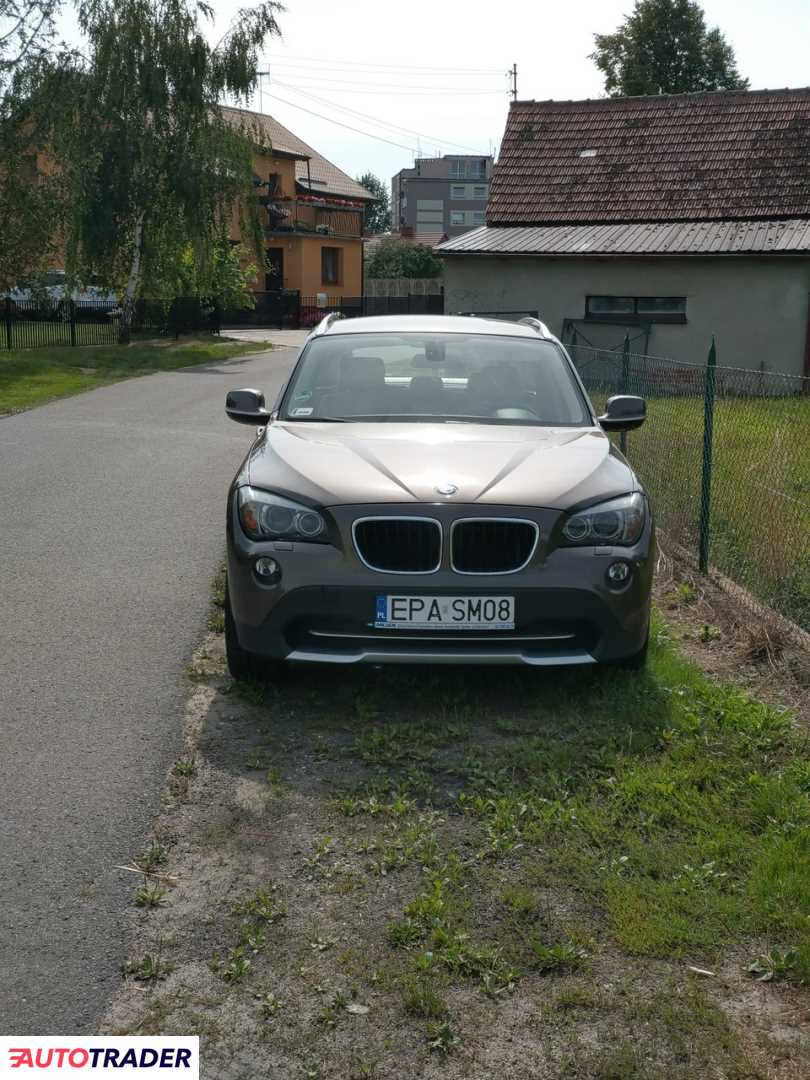 BMW X1 2011 0.0 143 KM BMW X1 2011 0.0 143 KM