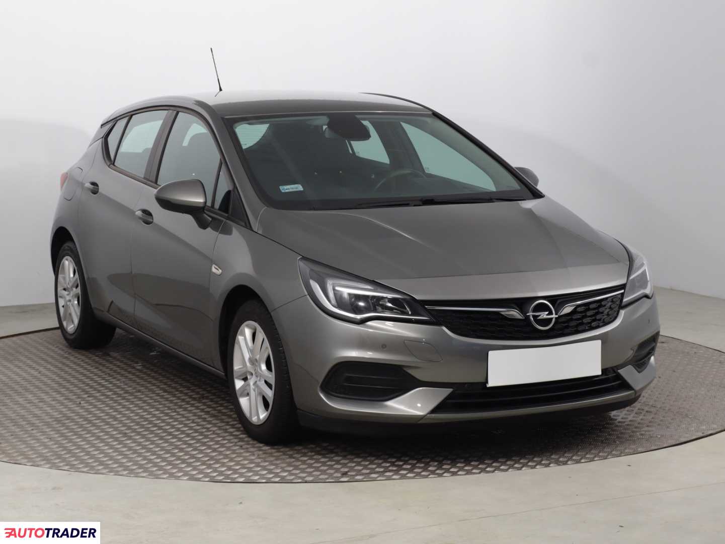Opel Astra 2020 1.2 143 KM