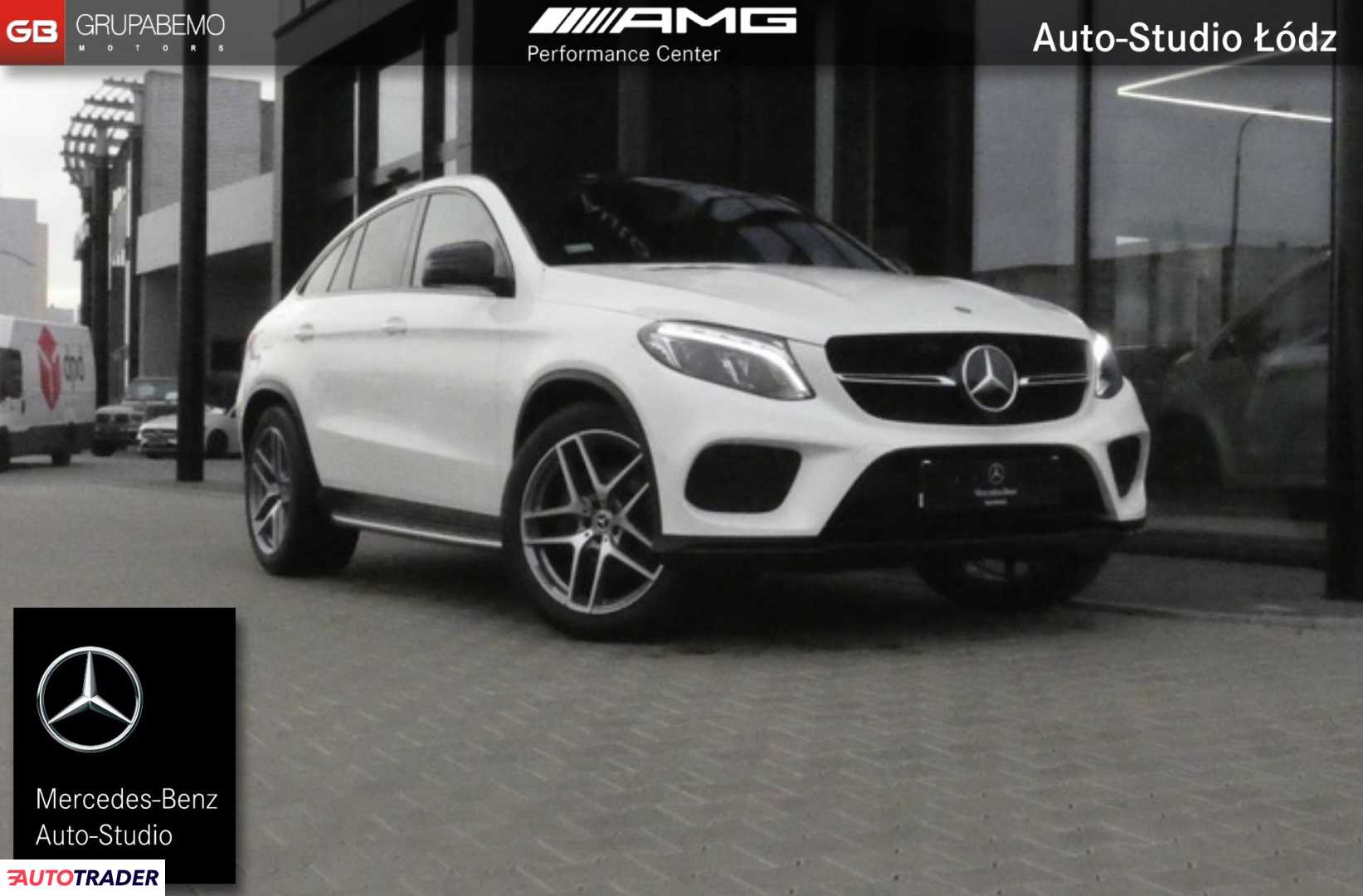 Mercedes Pozostałe 2018 3.0 258 KM Mercedes Pozostałe 2018 3.0 258 KM