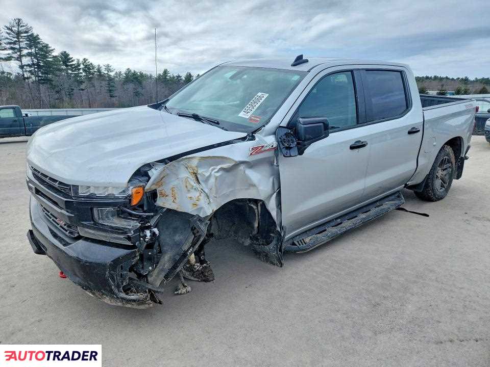 Chevrolet Silverado 2020 5