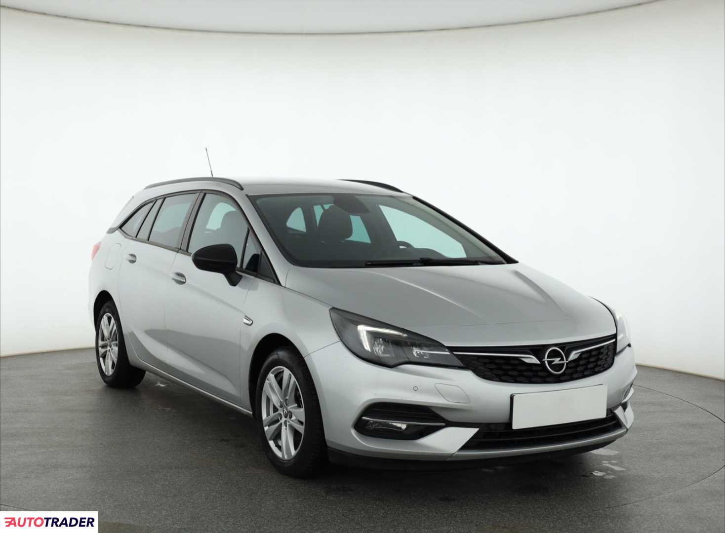 Opel Astra 2021 1.5 120 KM