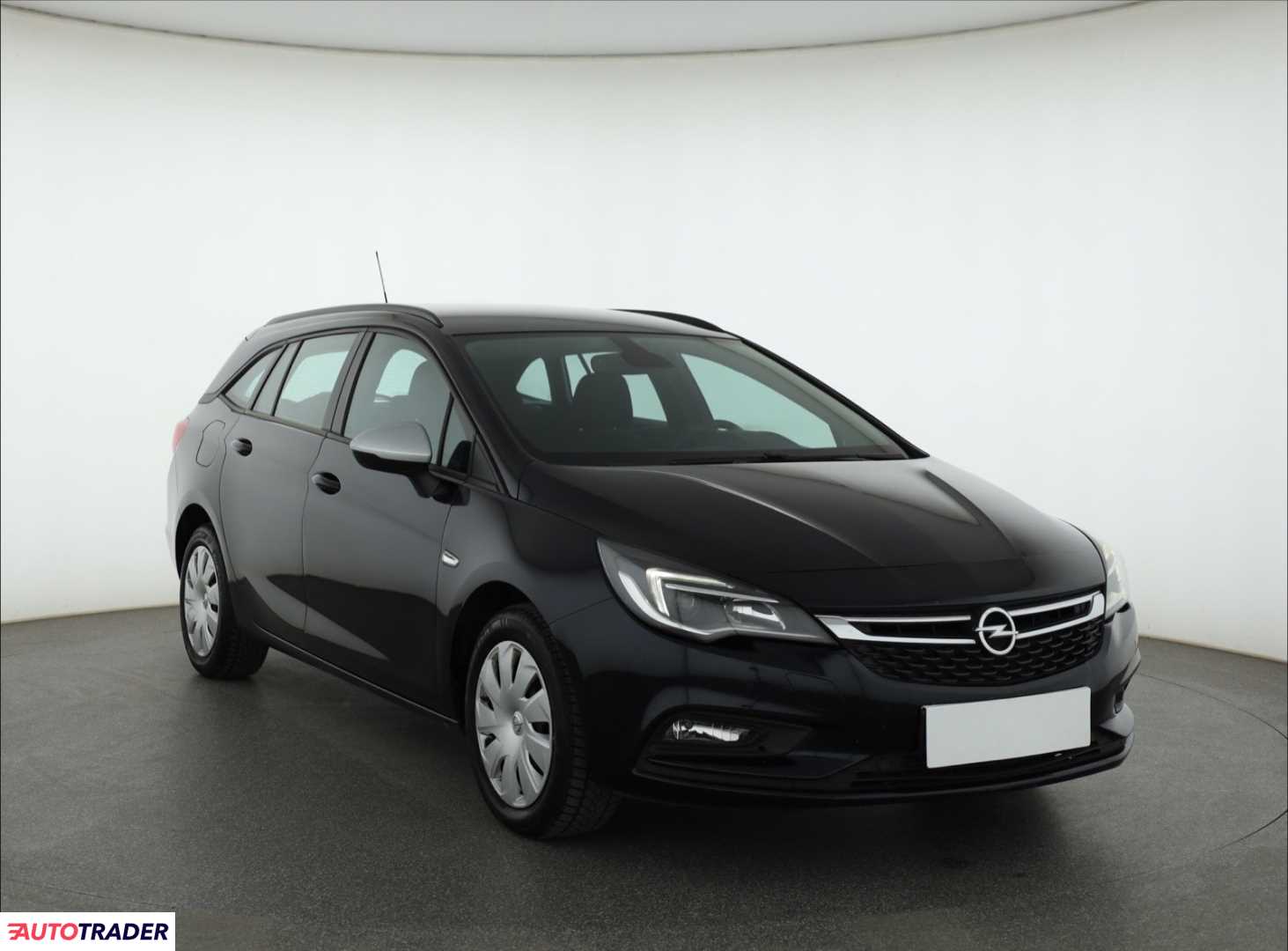 Opel Astra 2019 1.6 108 KM