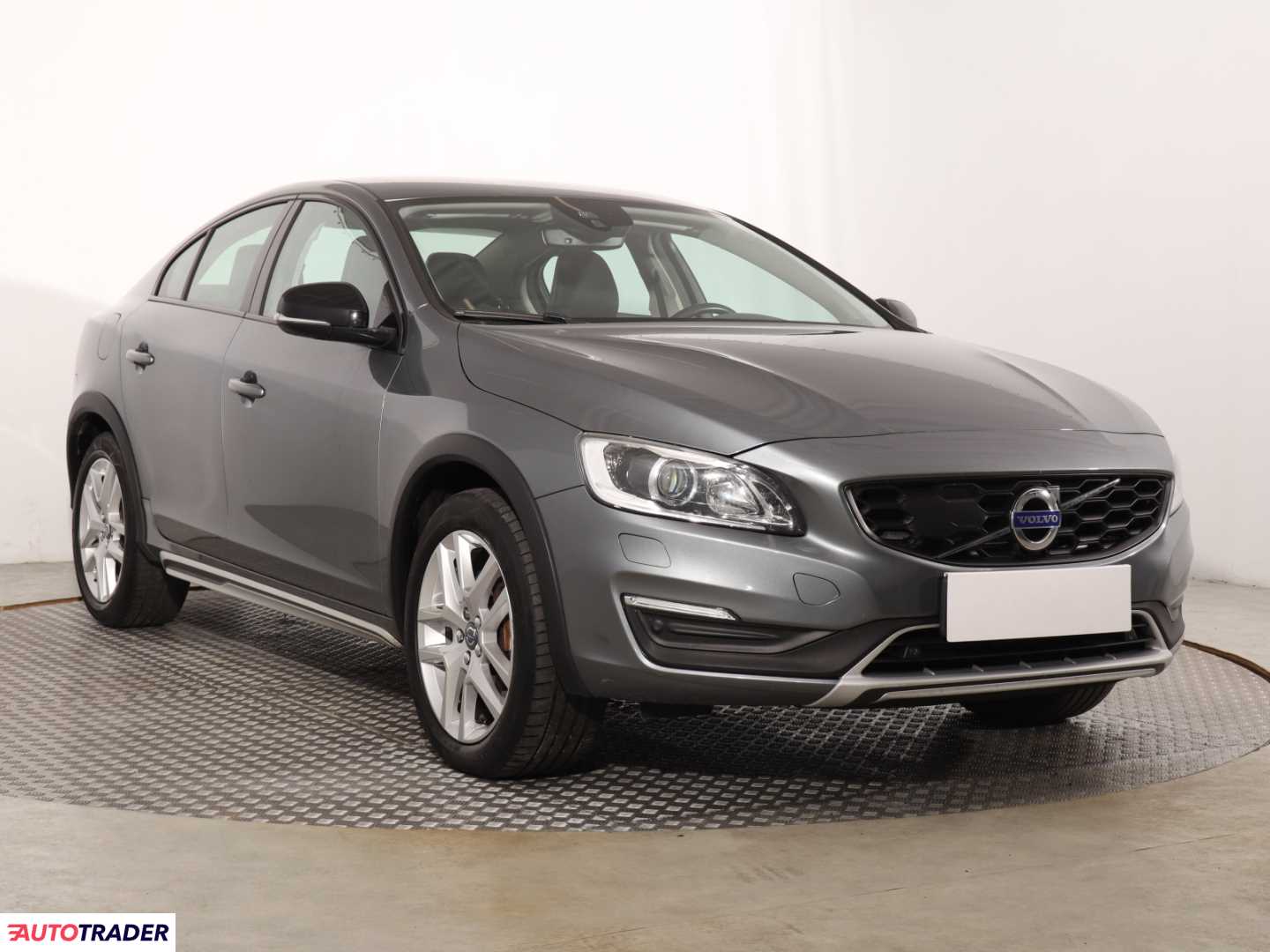 Volvo S60 2018 2.0 241 KM