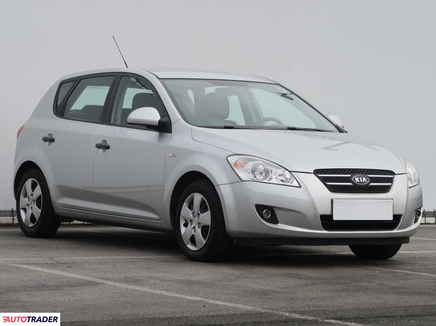 Kia Ceed 2008 1.4 107 KM