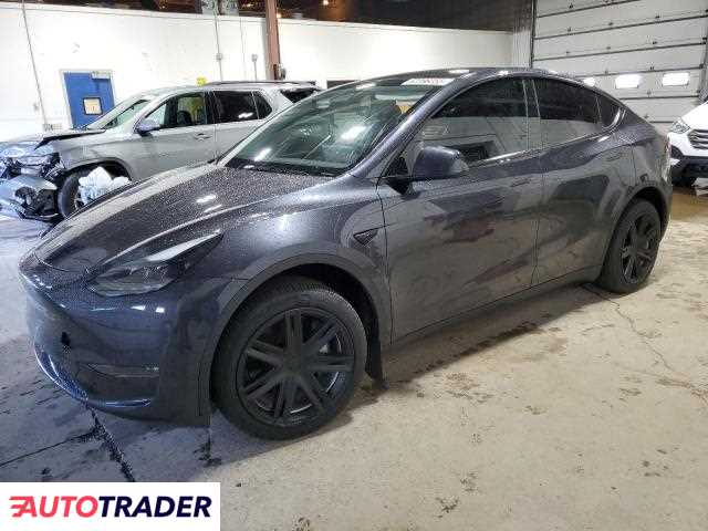 Tesla Model Y 2024 Tesla Model Y 2024