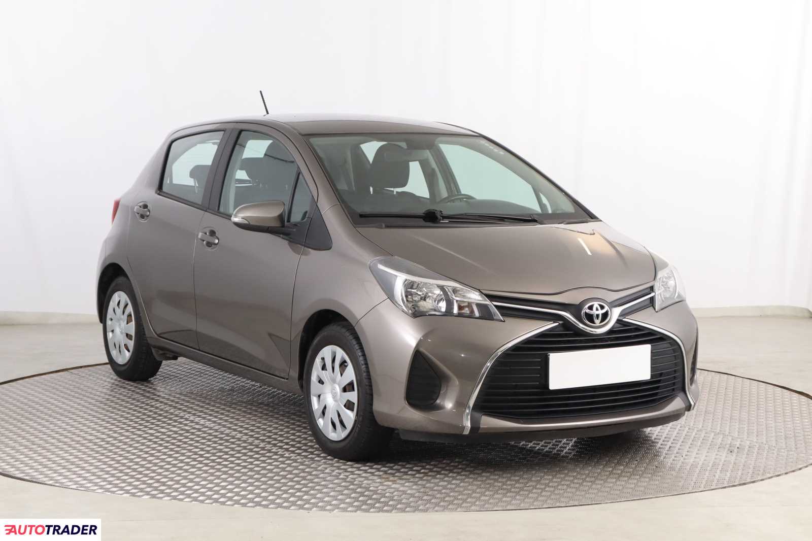 Toyota Yaris 2016 1.0 68 KM