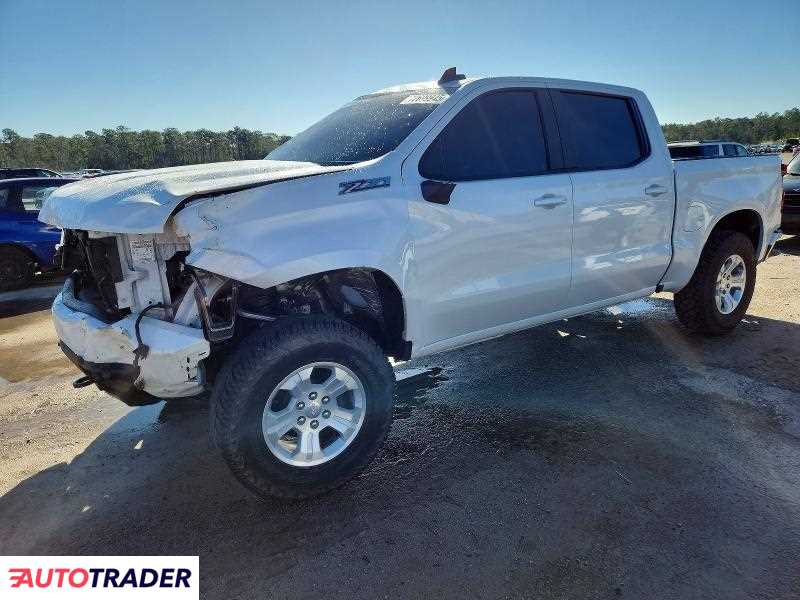 Chevrolet Silverado 2021 5