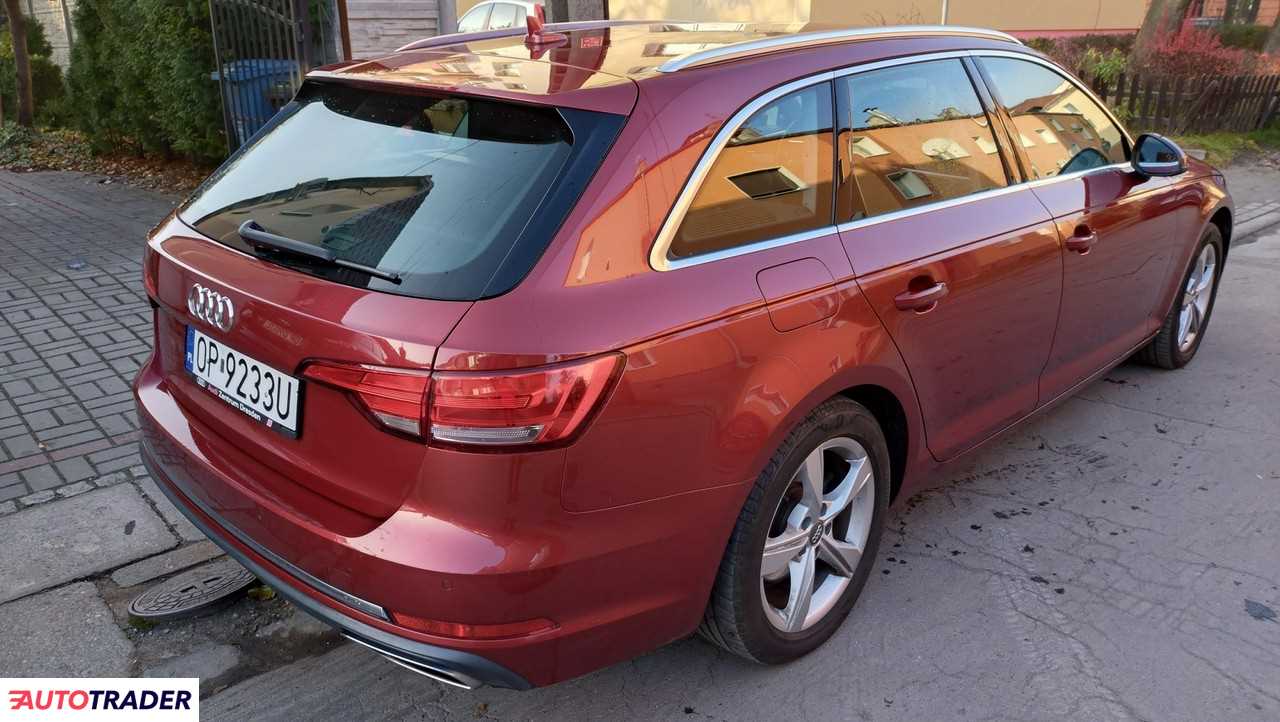 Audi A4 2019 2.0 190 KM