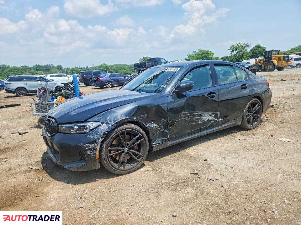 BMW 330 2023 2