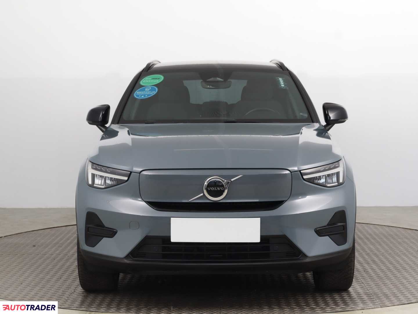 Volvo XC40 2023 402 KM