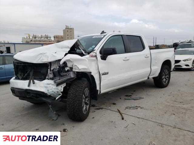 Chevrolet Silverado 2020 3