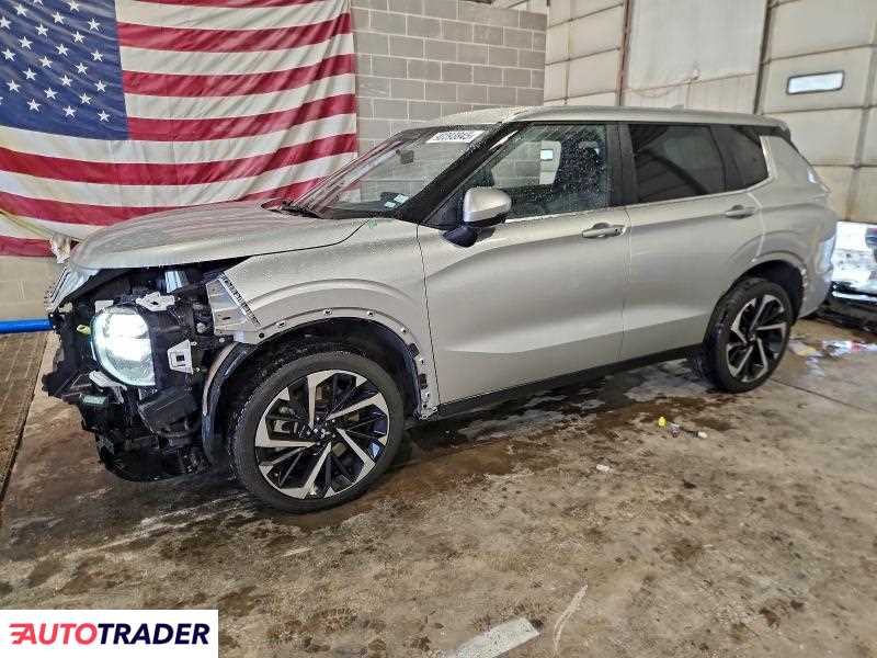Mitsubishi Outlander 2023 2