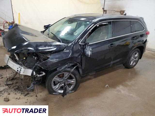 Toyota Highlander 2019 3