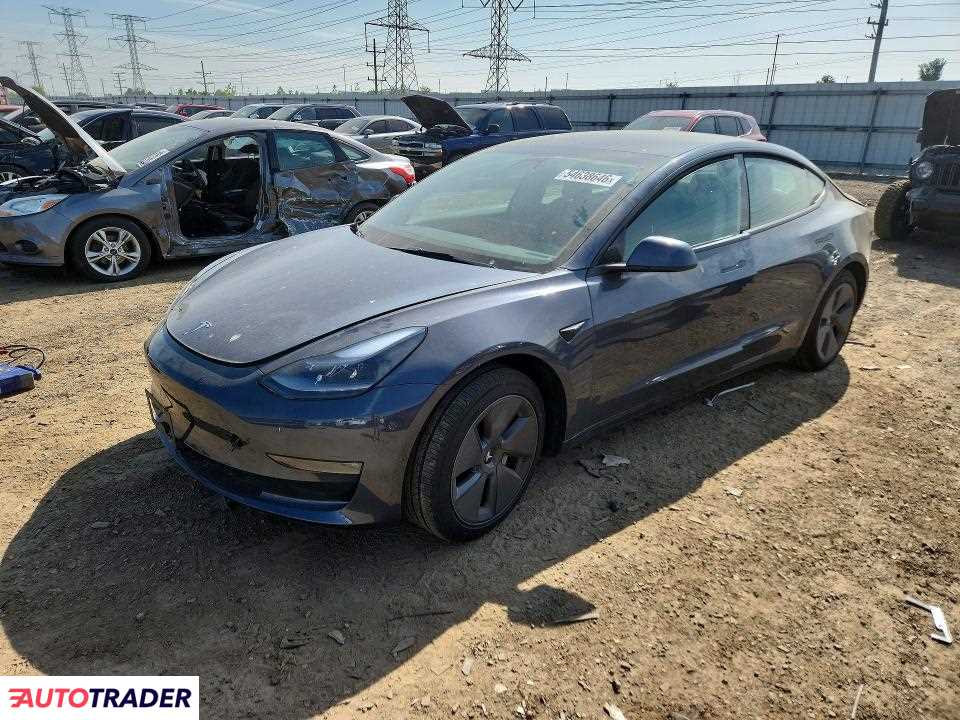Tesla Model 3 2023