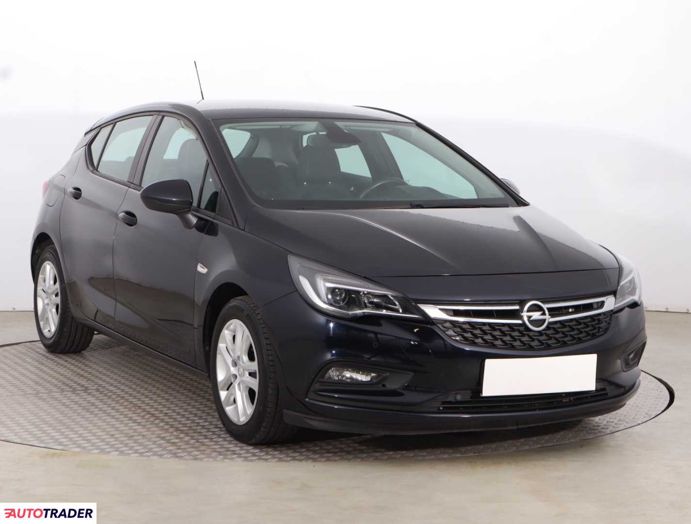 Opel Astra 2018 1.6 108 KM