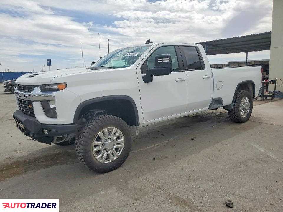 Chevrolet Silverado 2022 6
