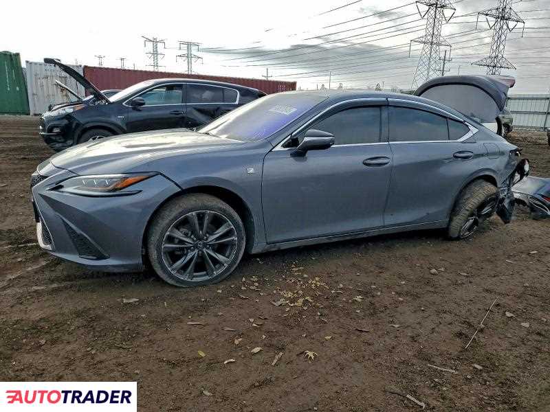Lexus ES 2020 3