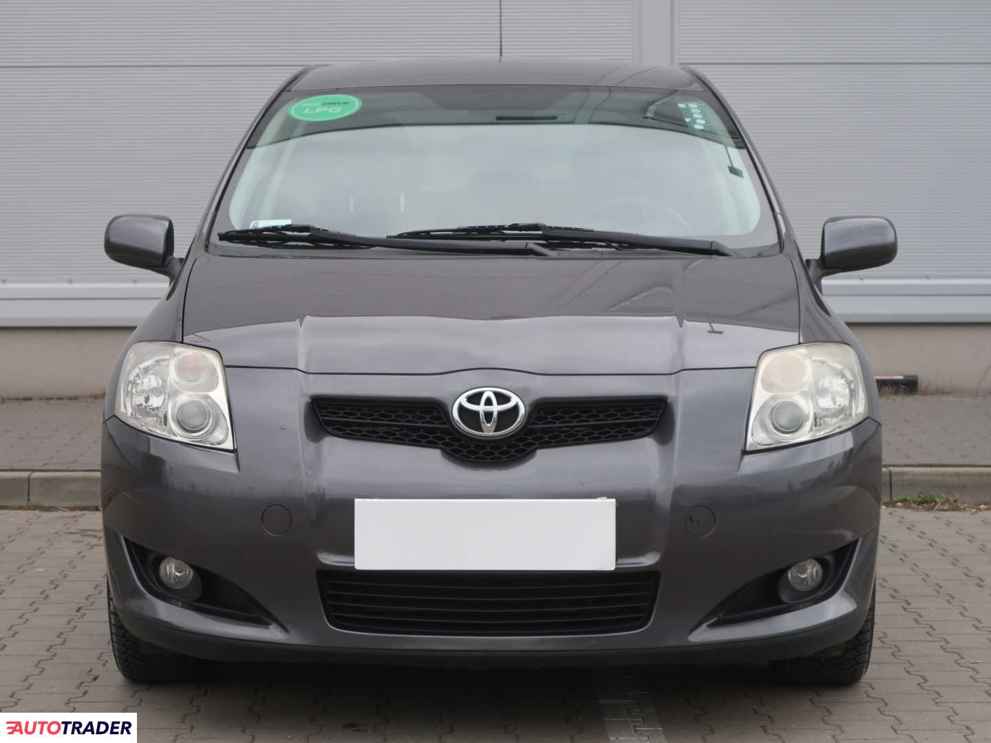 Toyota Auris 2009 1.6 130 KM