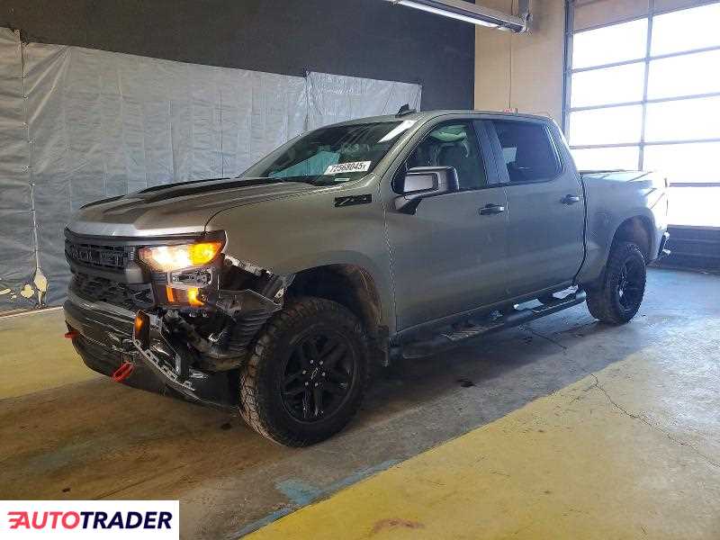 Chevrolet Silverado 2023 2