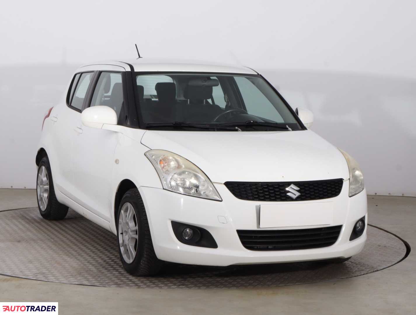 Suzuki Swift 2012 1.2 92 KM