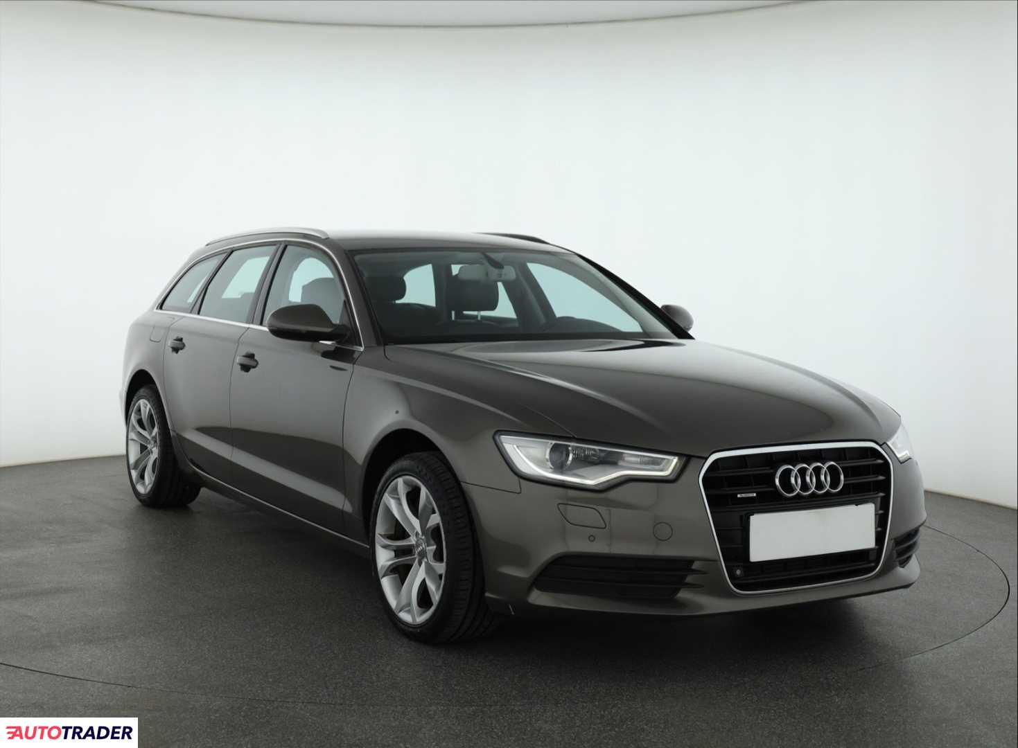 Audi A6 2014 3.0 241 KM