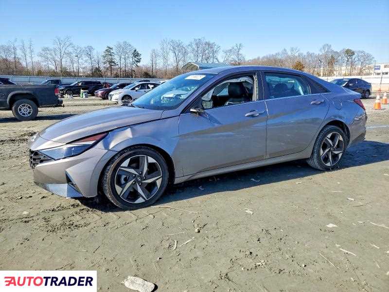 Hyundai Elantra 2023 1