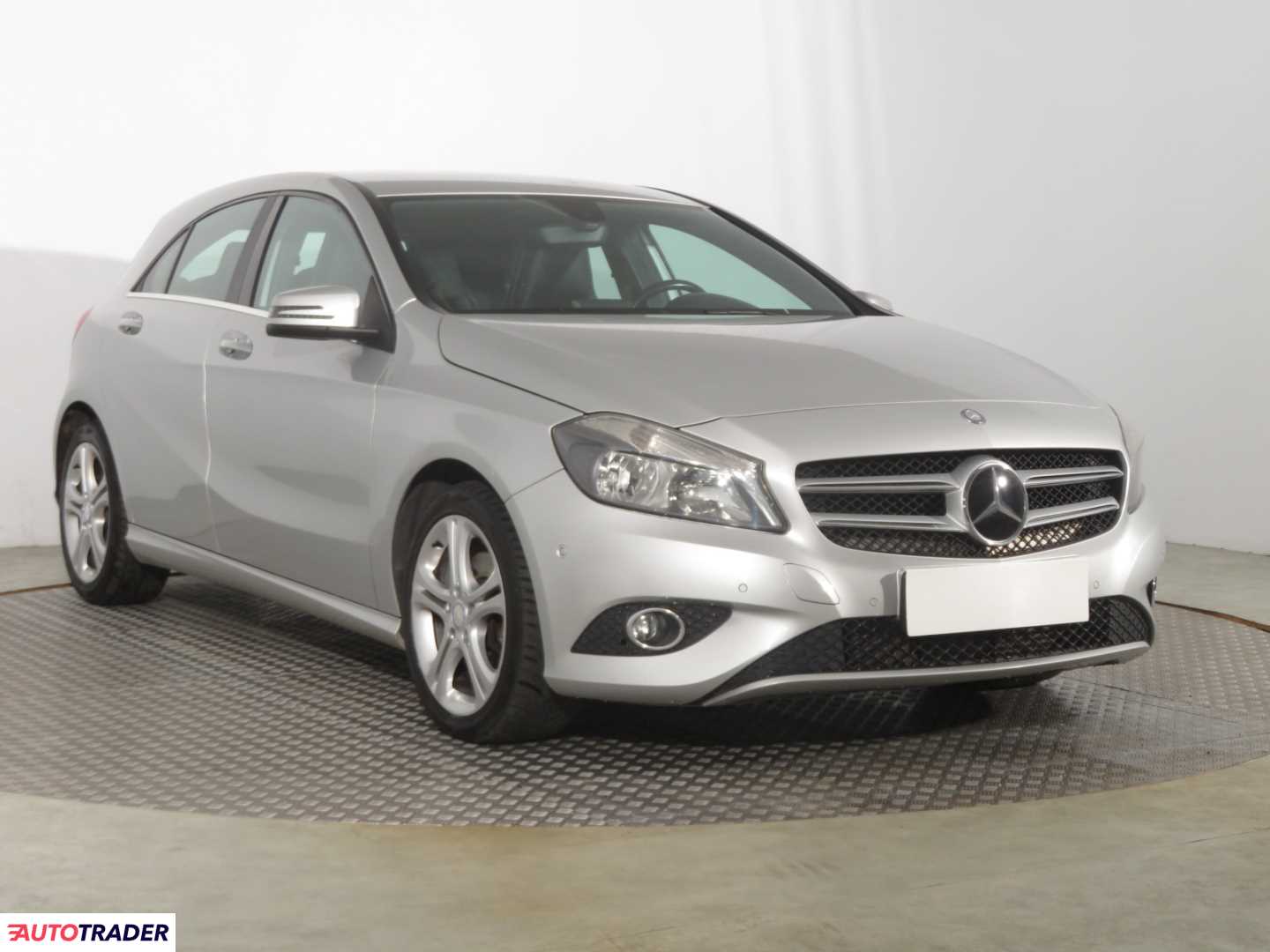 Mercedes A-klasa 2014 1.6 120 KM