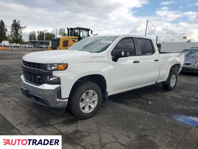 Chevrolet Silverado 5.0 benzyna 2021r. (PORTLAND)