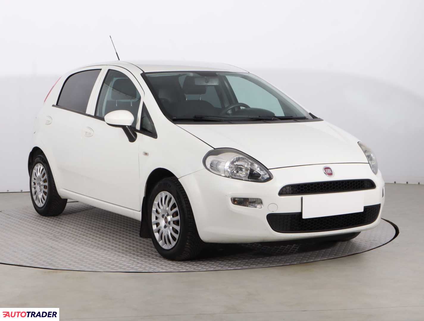 Fiat Punto 2015 1.4 76 KM