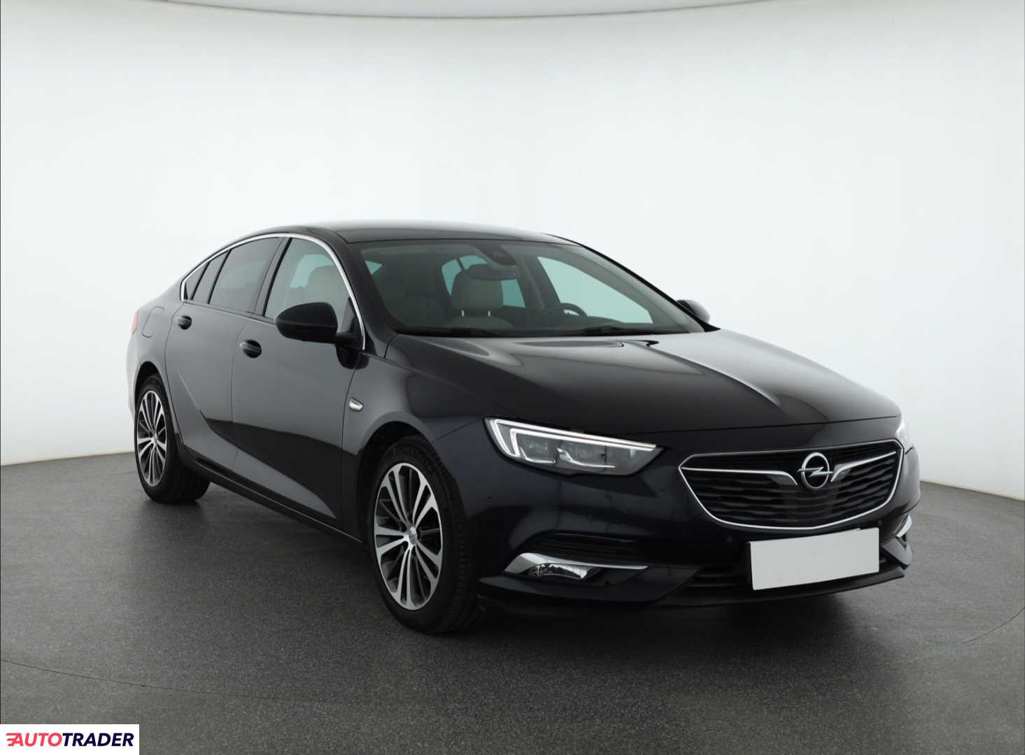 Opel Insignia 2019 2.0 206 KM