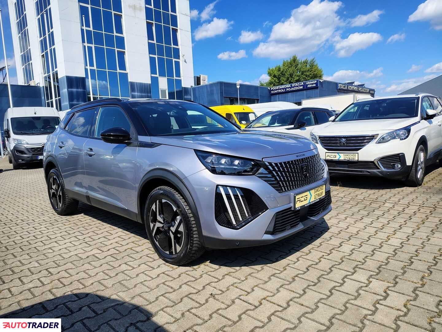 Peugeot 2008 2025 1.2 136 KM
