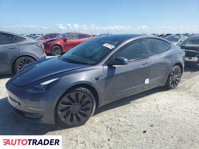 Tesla Model 3 2023