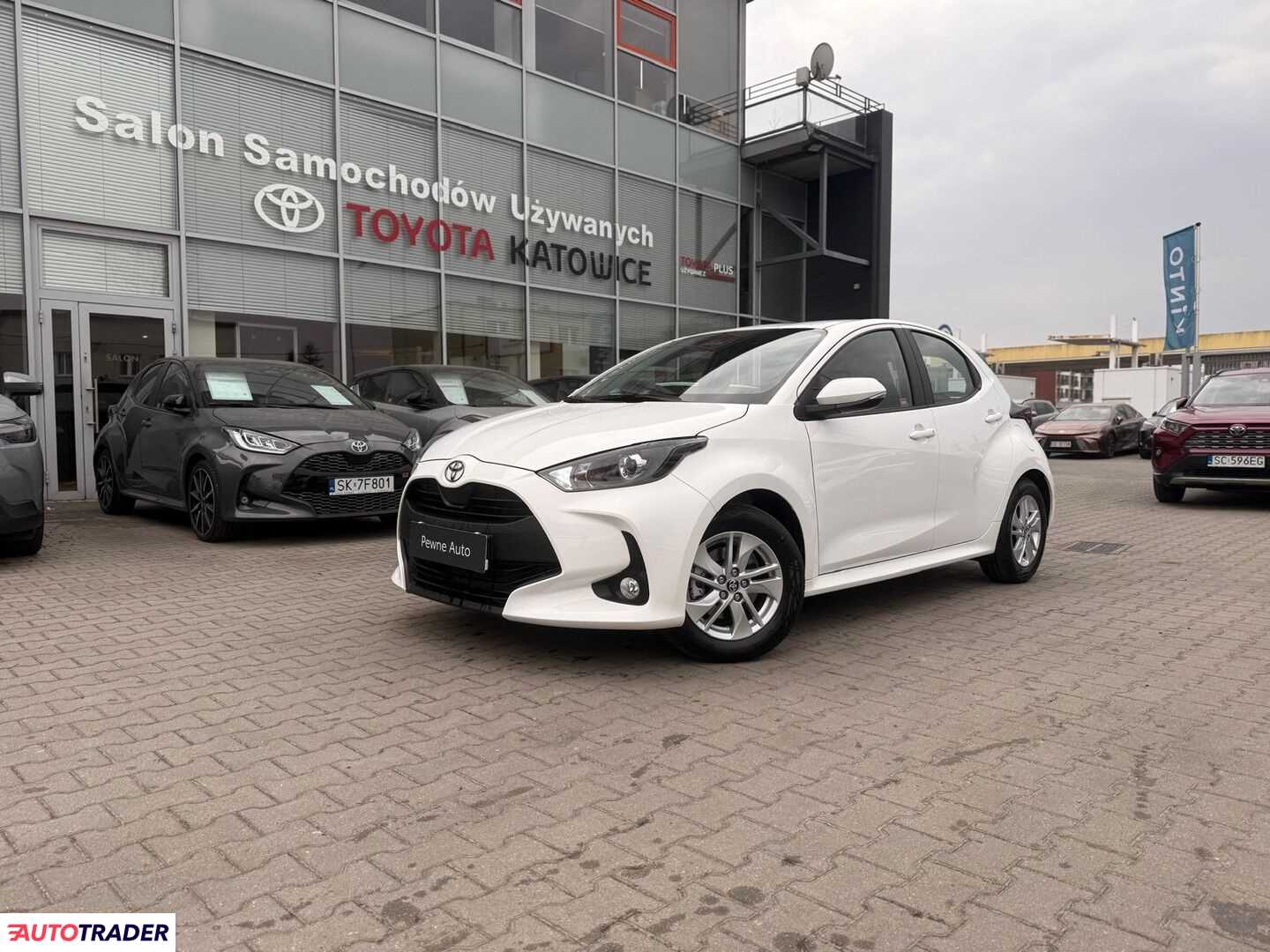 Toyota Yaris 2025 1.5 92 KM