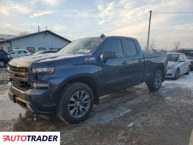 Chevrolet Silverado 5.0 benzyna 2019r. (PEKIN)