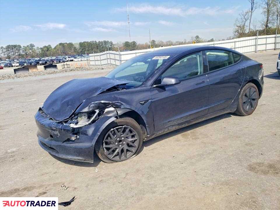 Tesla Model 3 2026