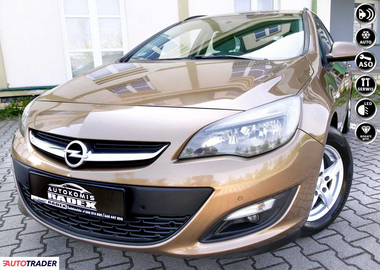 Opel Astra 2015 2.0 165 KM Opel Astra 2015 2.0 165 KM