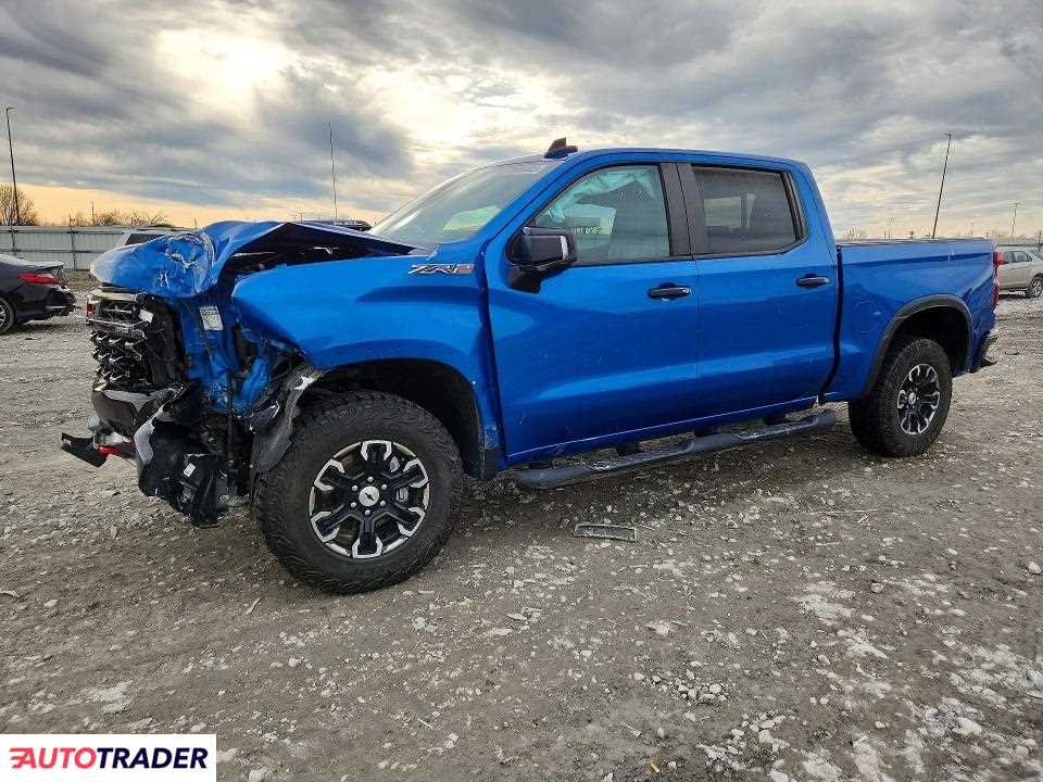 Chevrolet Silverado 2023 6