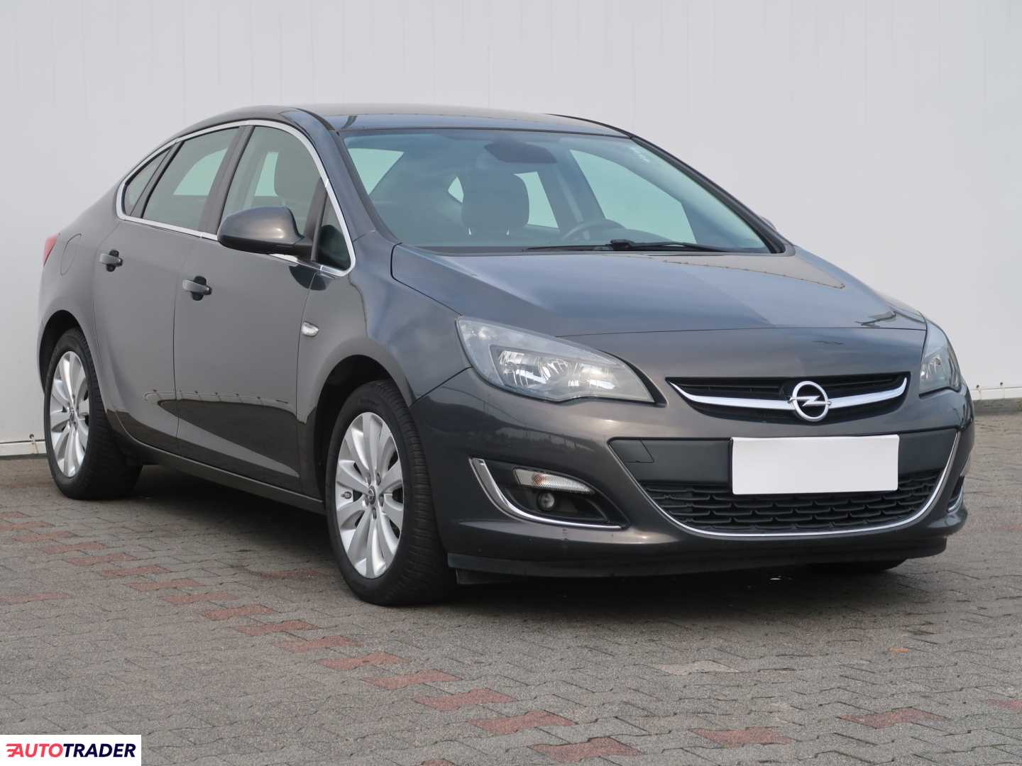 Opel Astra 2015 1.4 99 KM