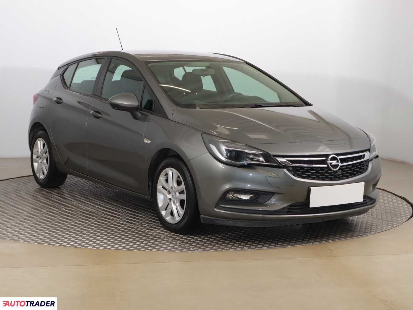 Opel Astra 2017 1.4 123 KM