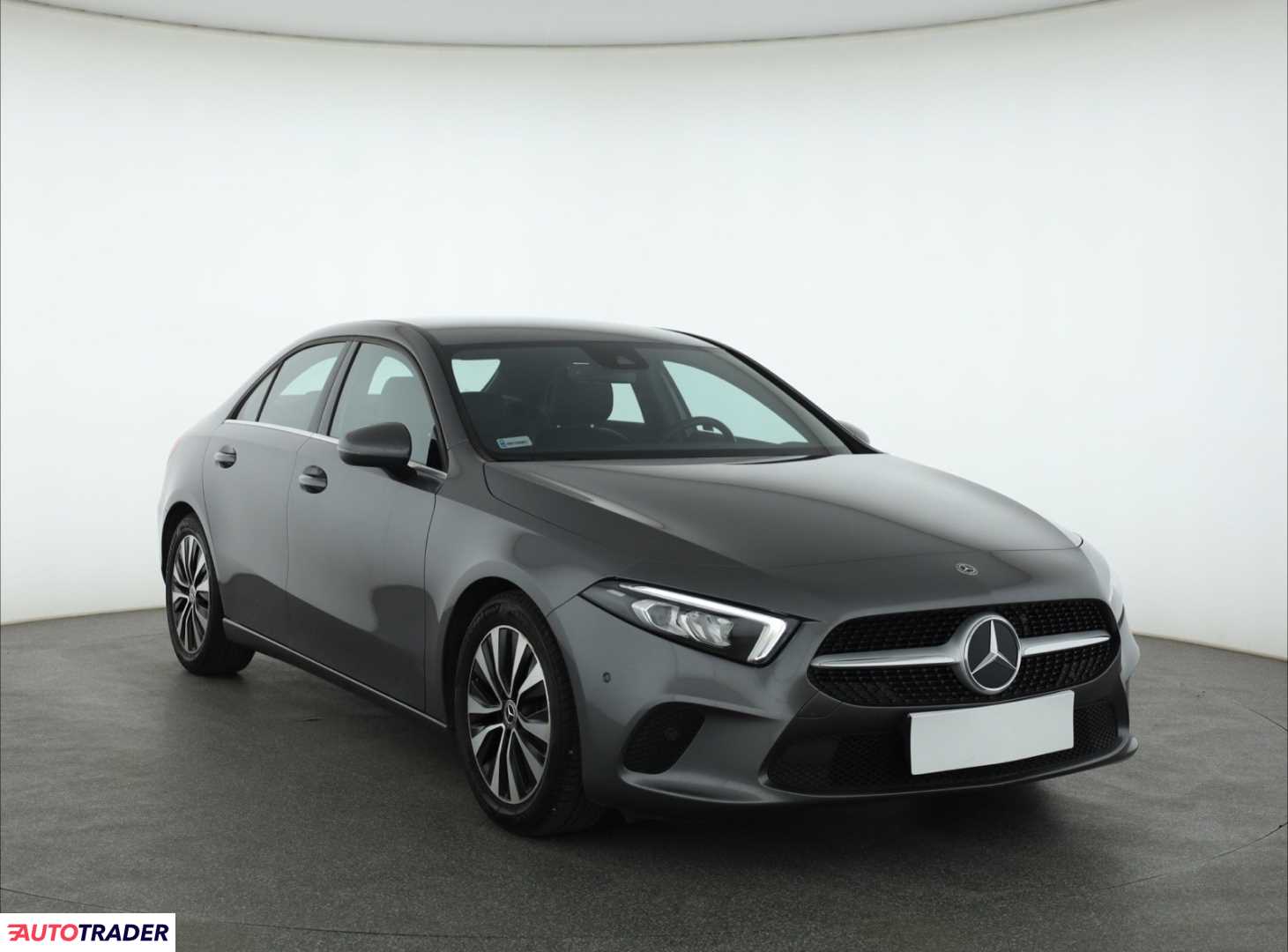 Mercedes A-klasa 2020 1.3 160 KM