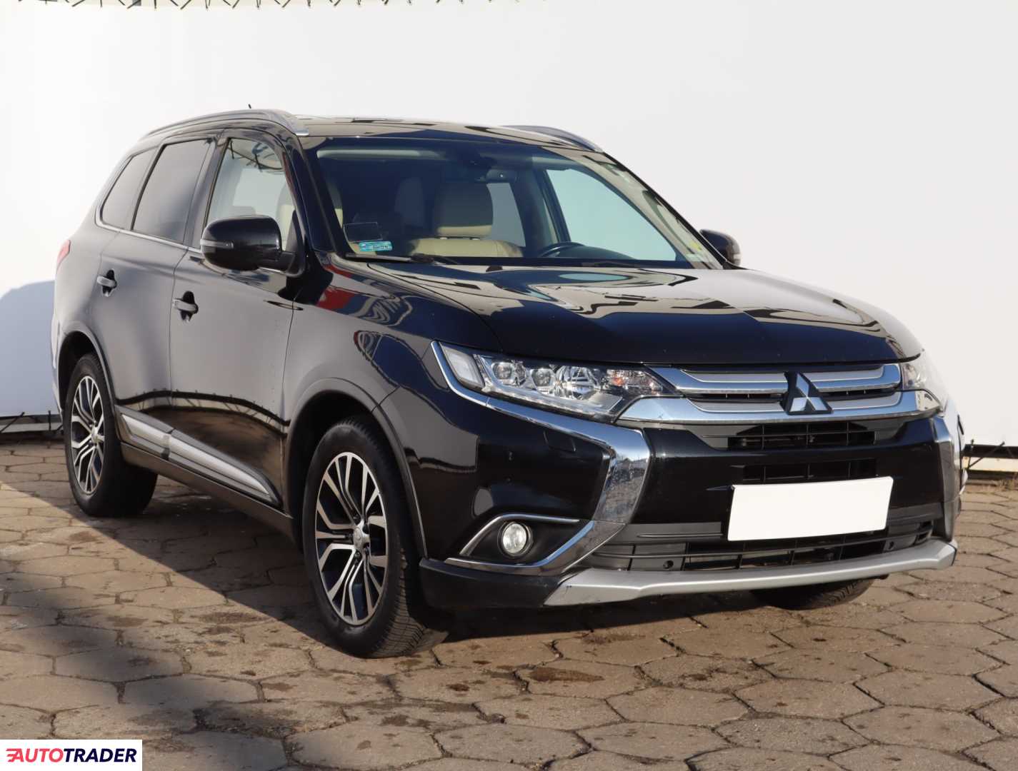 Mitsubishi Outlander 2.0 147 KM 2016r. (Piaseczno)