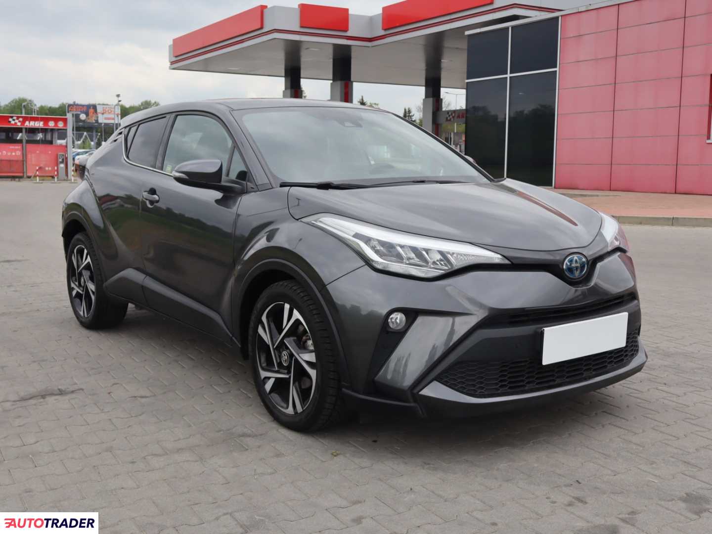 Toyota C-HR 2022 1.8 120 KM