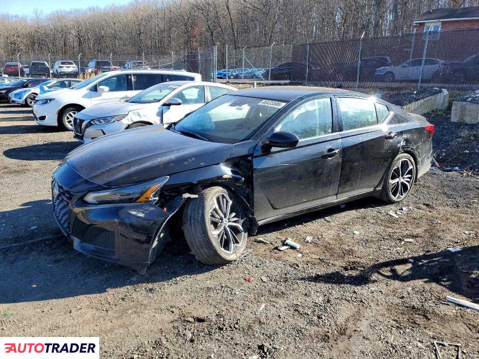 Nissan Altima 2023 2
